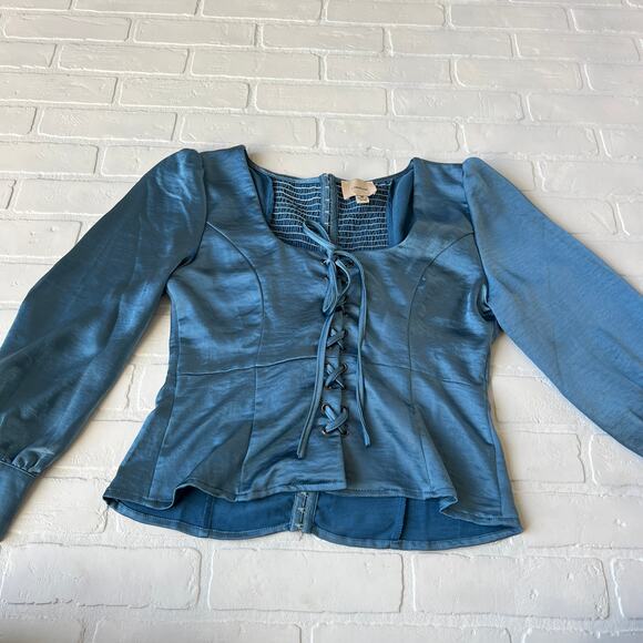 I. Madeline Blue Satin Lace Up Hook and Eye Cuff Sleeves Short Top Blouse -sz M - Picture 3 of 8